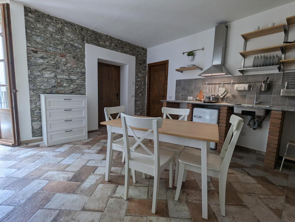 Antica Osteria Apartments Dongo Eksteriør bilde