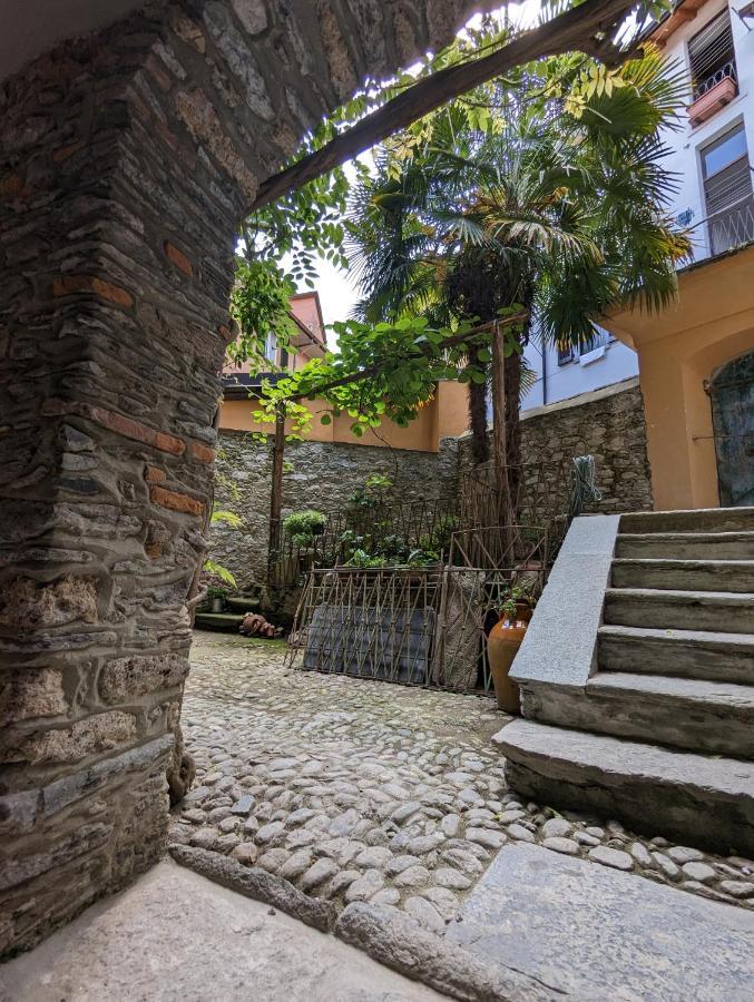 Antica Osteria Apartments Dongo Eksteriør bilde